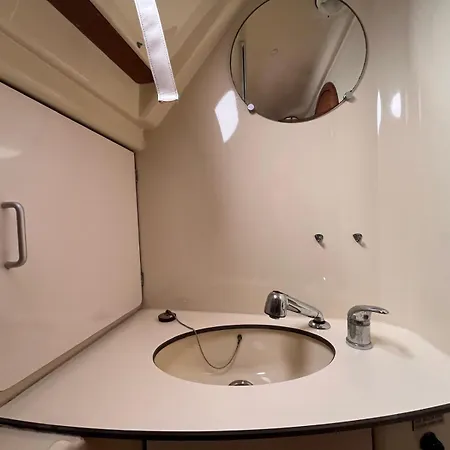 船屋 Biao Boat 孔迪镇