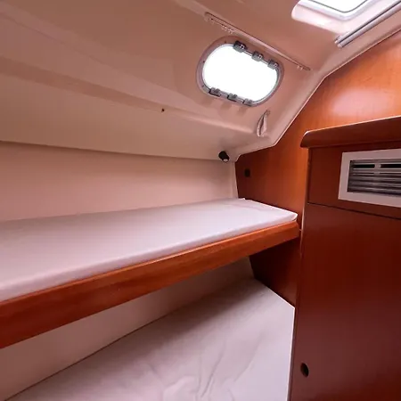 Hotel na wodzie Biao Boat *