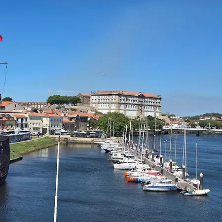 Hotel na wodzie Biao Boat *