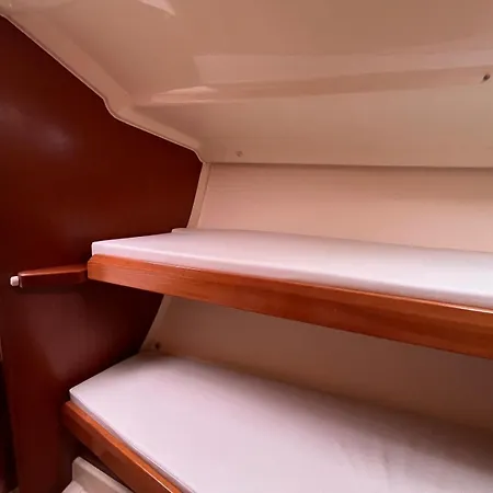 Hotel na wodzie Biao Boat *