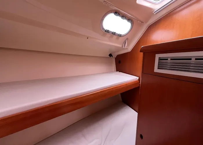 보트호텔 Biao Boat *