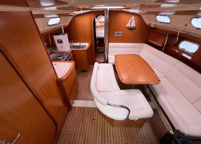 Biao Boat 보트호텔